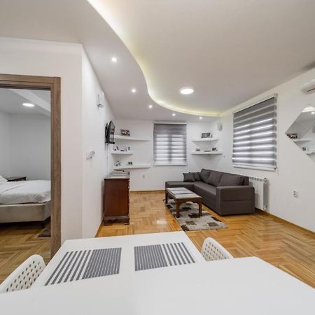 Port 1 Apartment Beograd Bagian luar foto