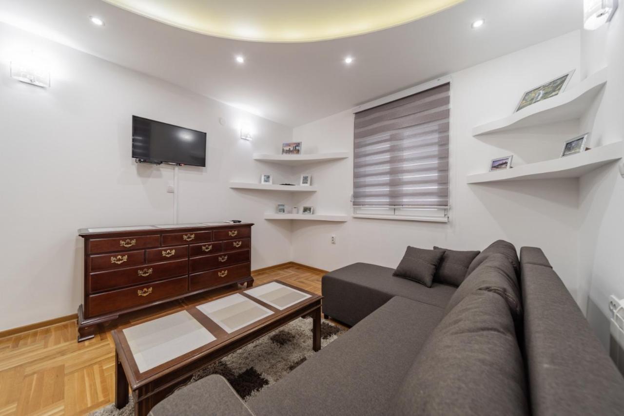 Port 1 Apartment Beograd Bagian luar foto