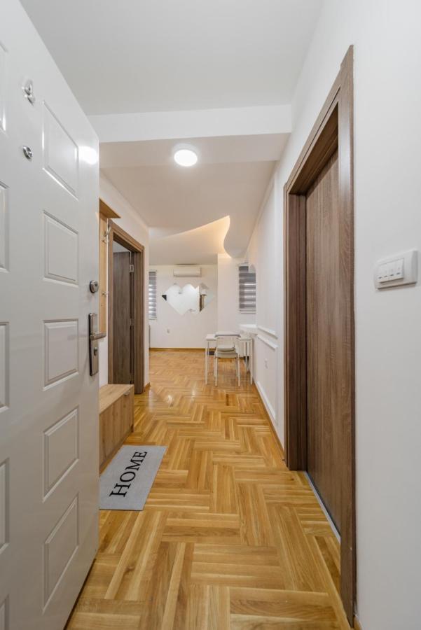 Port 1 Apartment Beograd Bagian luar foto